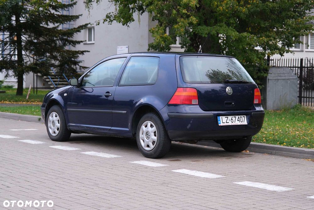 Volkswagen Golf 2001 photo 3