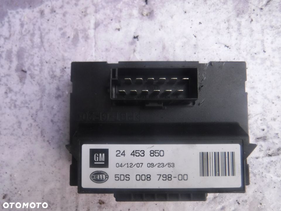 Opel Zafira B Astra H modul haka 24453850 - 1