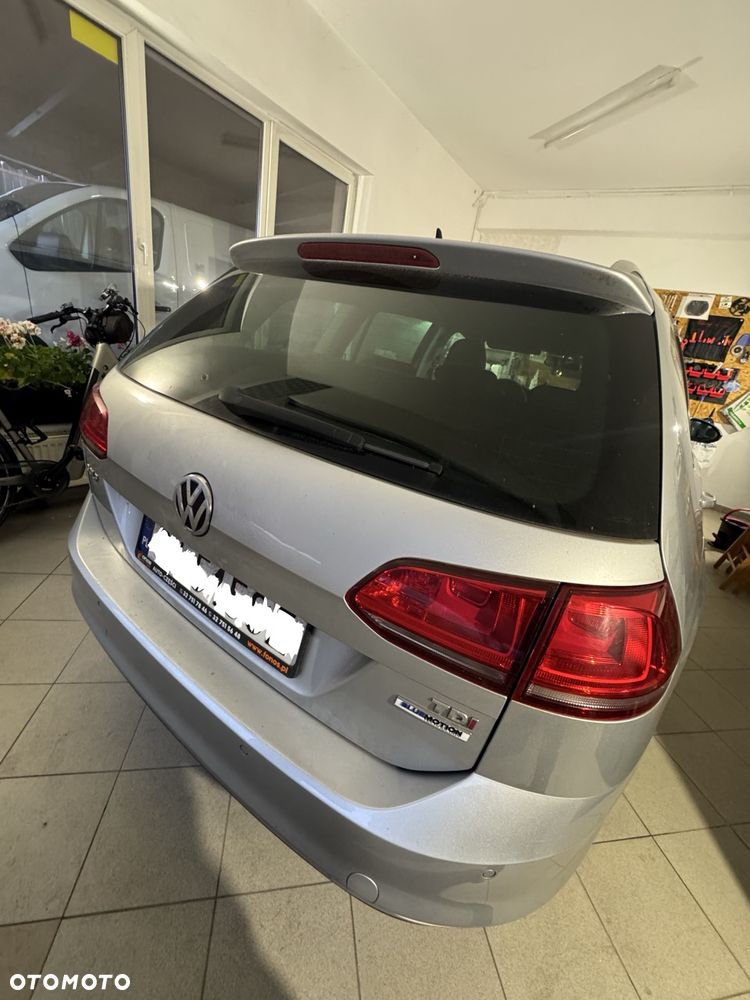 Volkswagen Golf 1.6 TDI BlueMotion Comfortline - 4