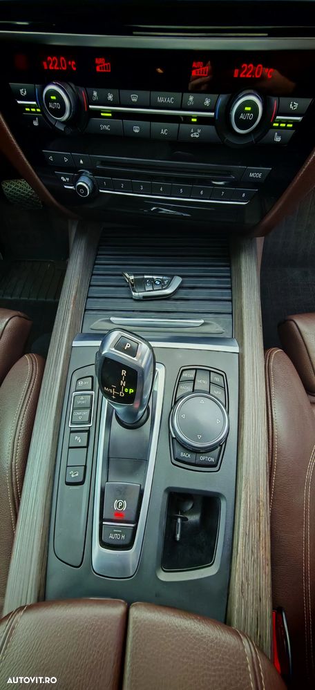 BMW X5 xDrive30d - 16