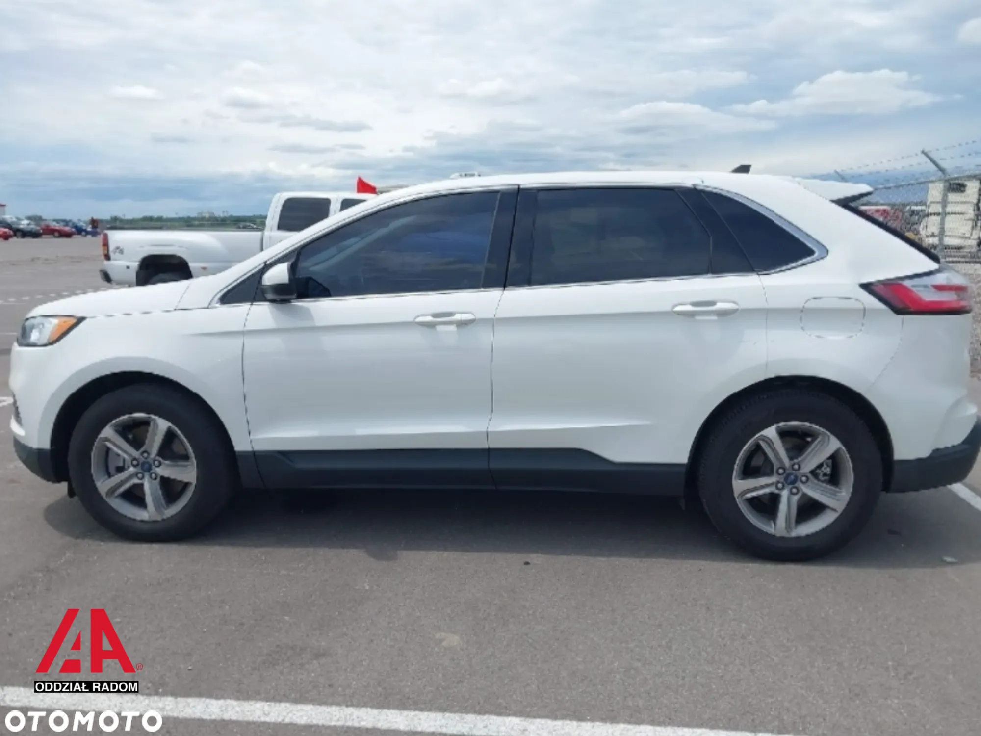 Ford Edge 2.0 EcoBlue Twin-Turbo 4WD Titanium - 4