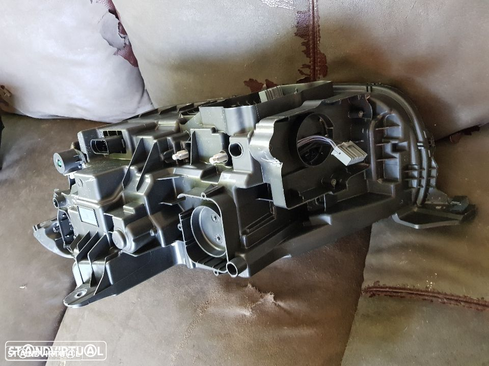 Farol full Led Volvo XC90 lado direito - 7