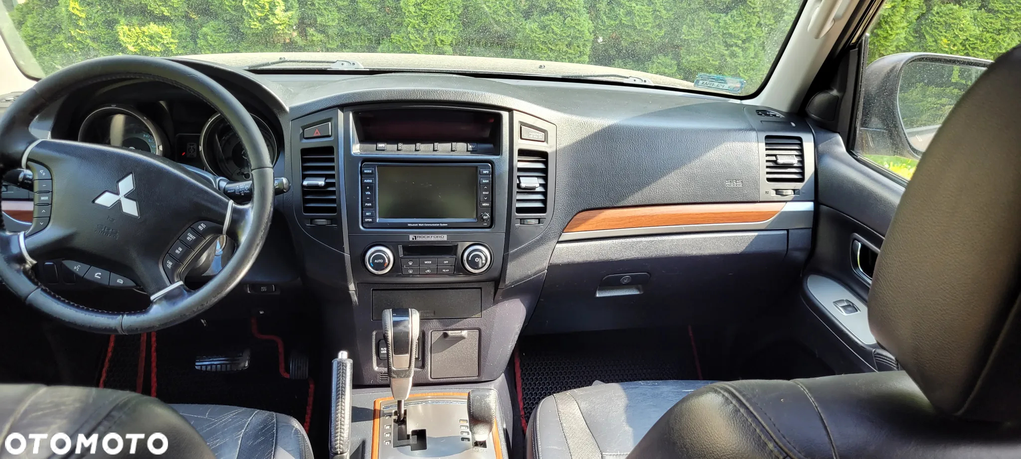 Mitsubishi Pajero 3.2 DI-D Automatik Instyle - 9