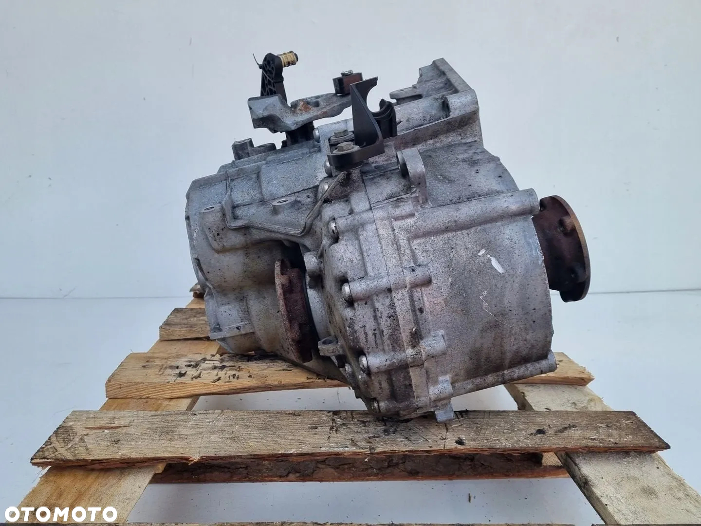 Audi A3 II 8P 2.0 TDI MANUALNA SKRZYNIA BIEGÓW manual KNS - 2