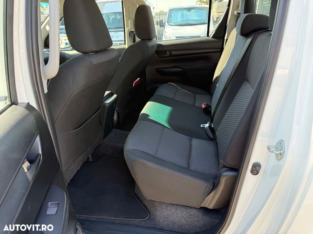 Toyota Hilux - 7