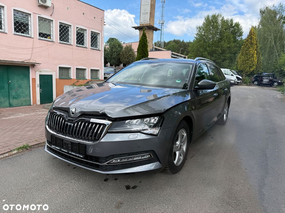 Skoda Superb 1.5 TSI DSG Ambition - 2