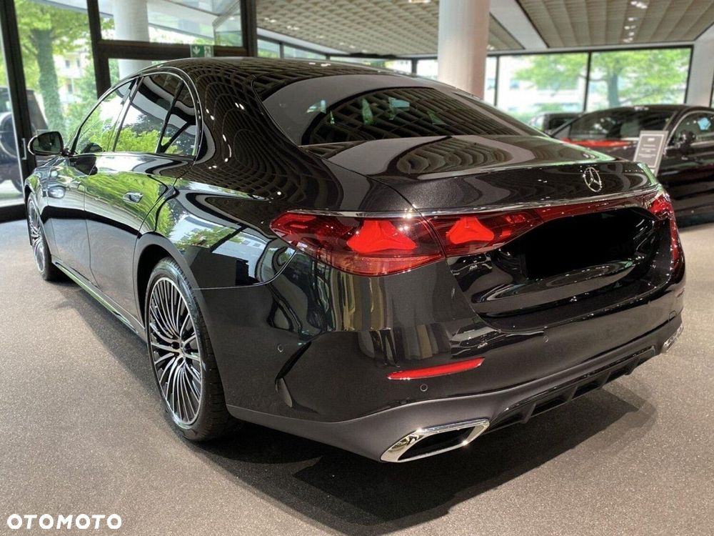 Mercedes-Benz E-Class 2026 photo 5
