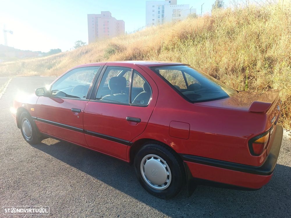 Nissan Primera Hatchback 1.6 LX + - 10