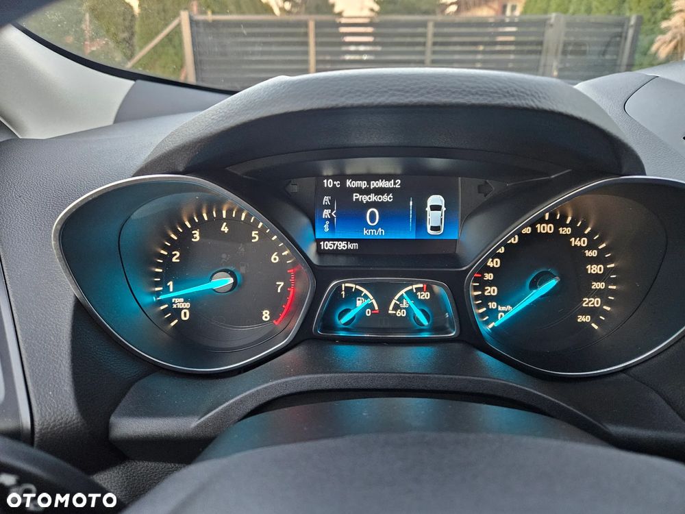 Ford Kuga 1.5 EcoBoost 2x4 Titanium - 27