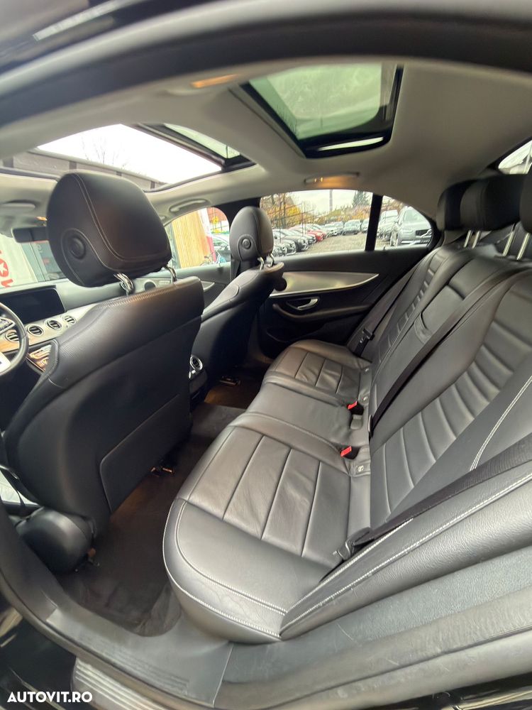 Mercedes-Benz E - 15