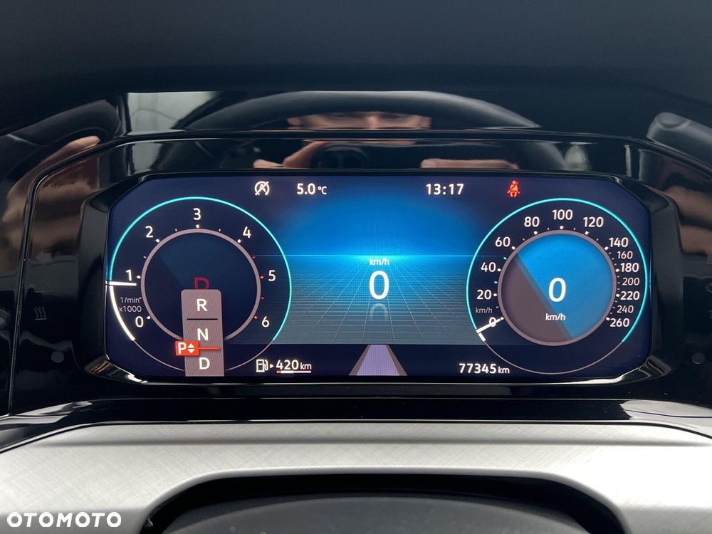 Volkswagen Golf - 11