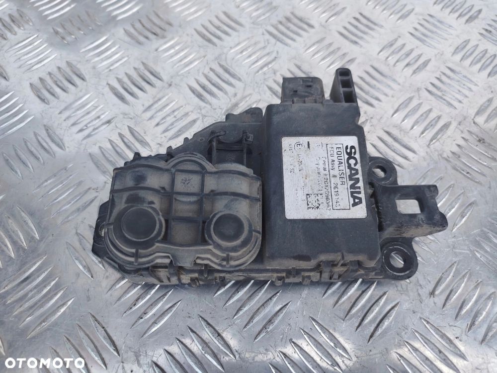 STEROWNIK MODUŁ NAPIĘCIA AKUMULATORA ECU SCANIA NTG - 1