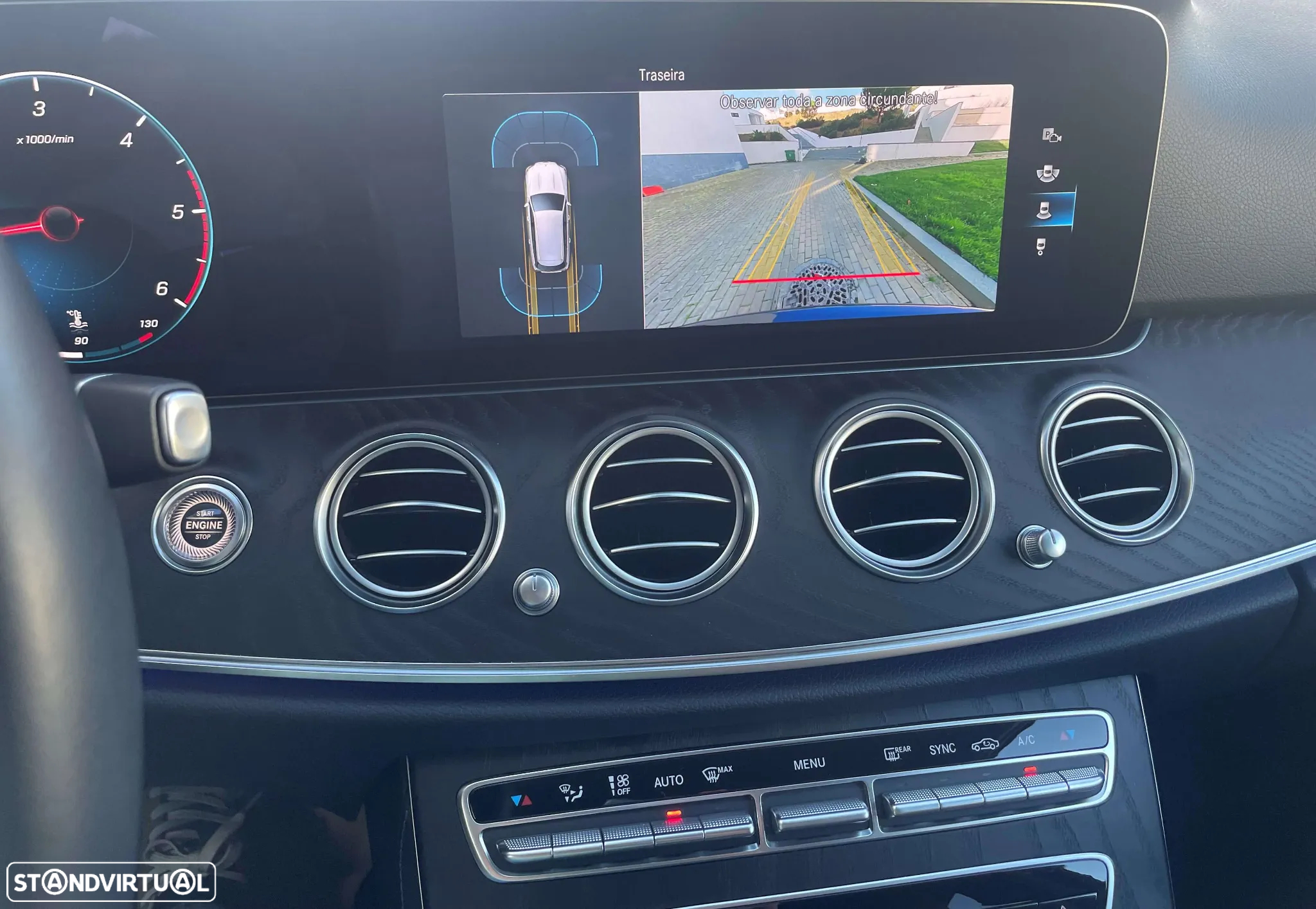Mercedes-Benz E 220 d 4Matic T 9G-TRONIC Avantgarde - 16