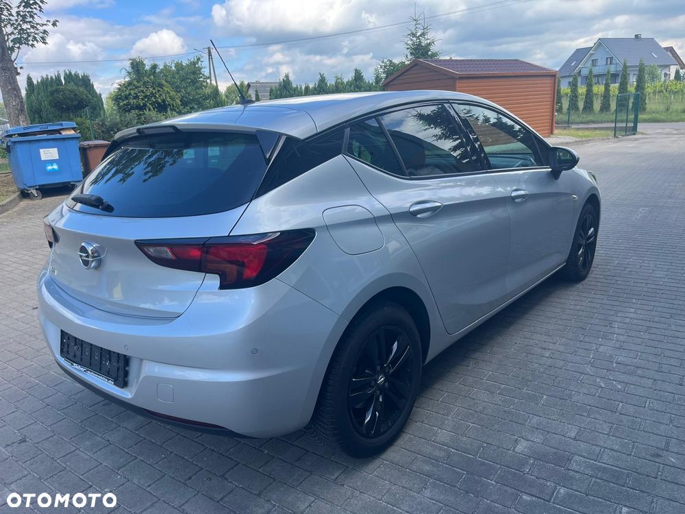 Opel Astra 1.2 Turbo Start/Stop Design&Tech - 4