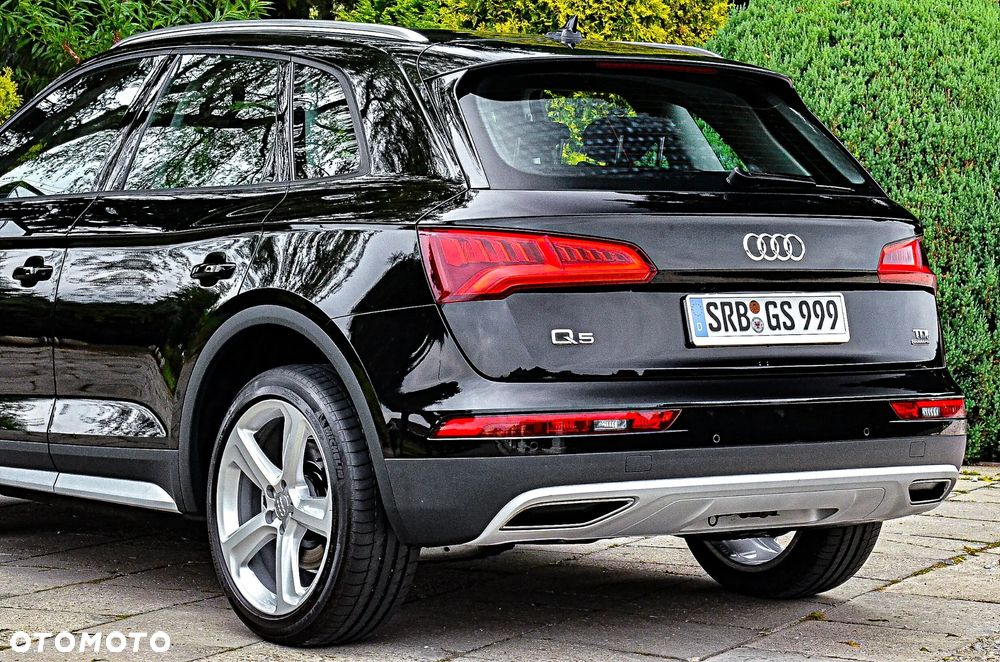 Audi Q5 35 TDI quattro S tronic design - 8