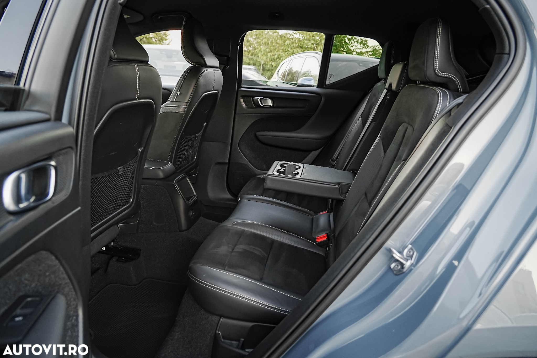 Volvo XC 40 Recharge T5 Twin Engine AT7 R-Design - 19
