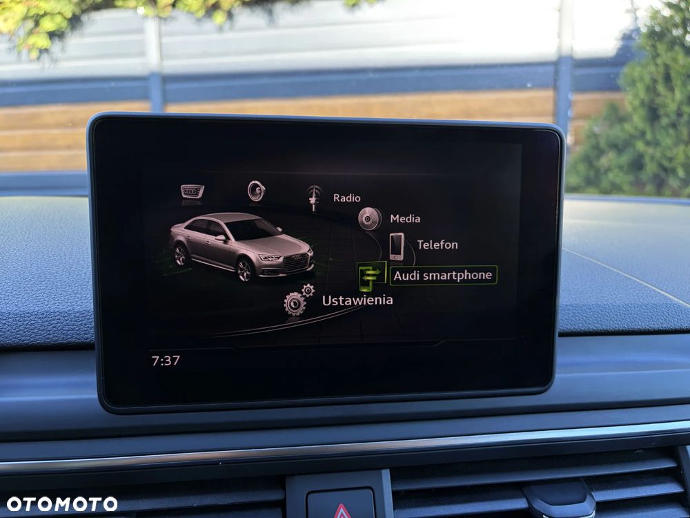 Audi A4 Limousine 2.0 TFSI ultra S tronic - 27