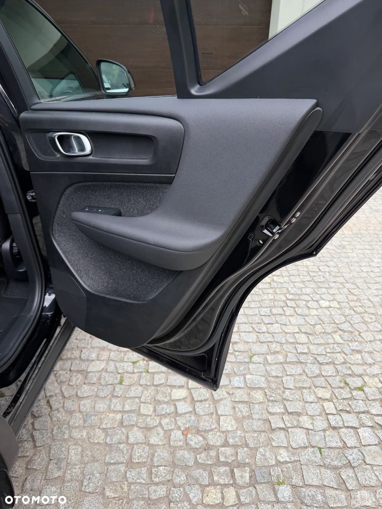 Volvo XC 40 - 21