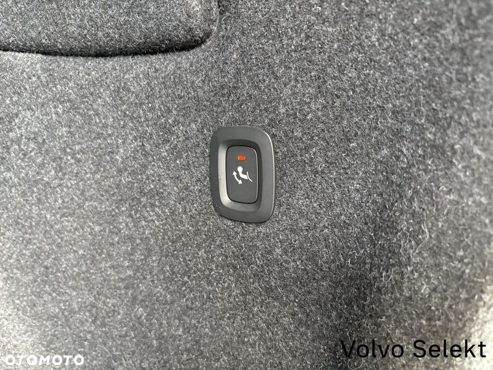 Volvo XC 40 2023