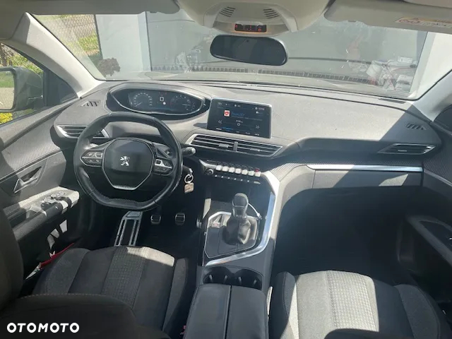 Peugeot 3008 1.2 PureTech Active - 7