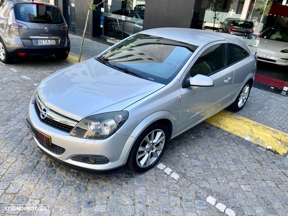 Opel Astra GTC 1.7 CDTI - 2