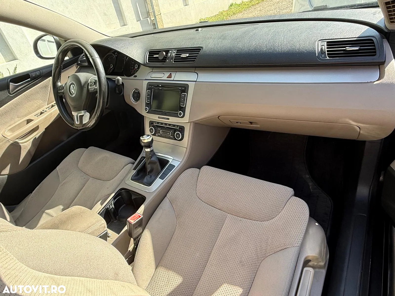 Volkswagen Passat 2.0 TDI BlueMotion Tehnology Comfortline - 6