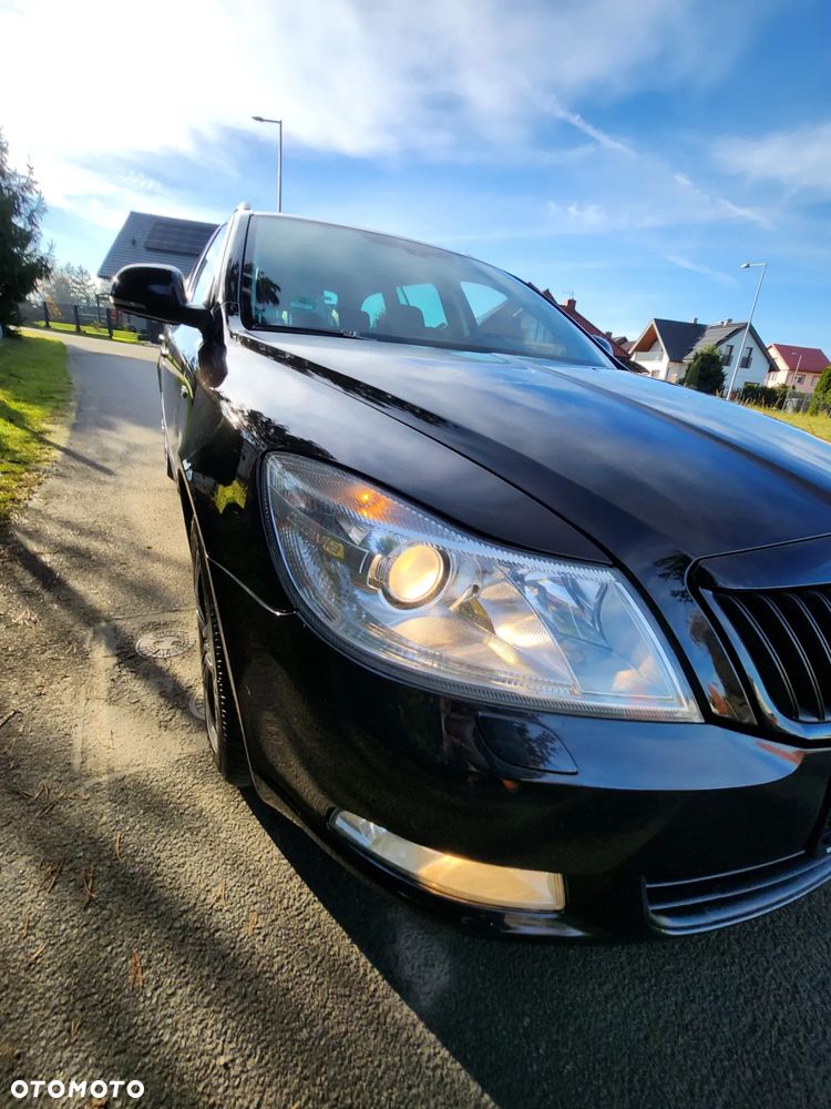Skoda Octavia Combi 2.0 TDI Laurin & Klement - 36