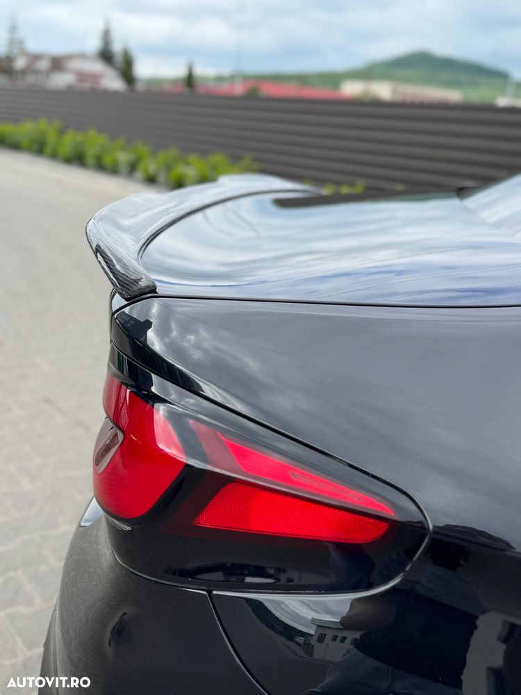 BMW Seria 5 520d xDrive AT - 9