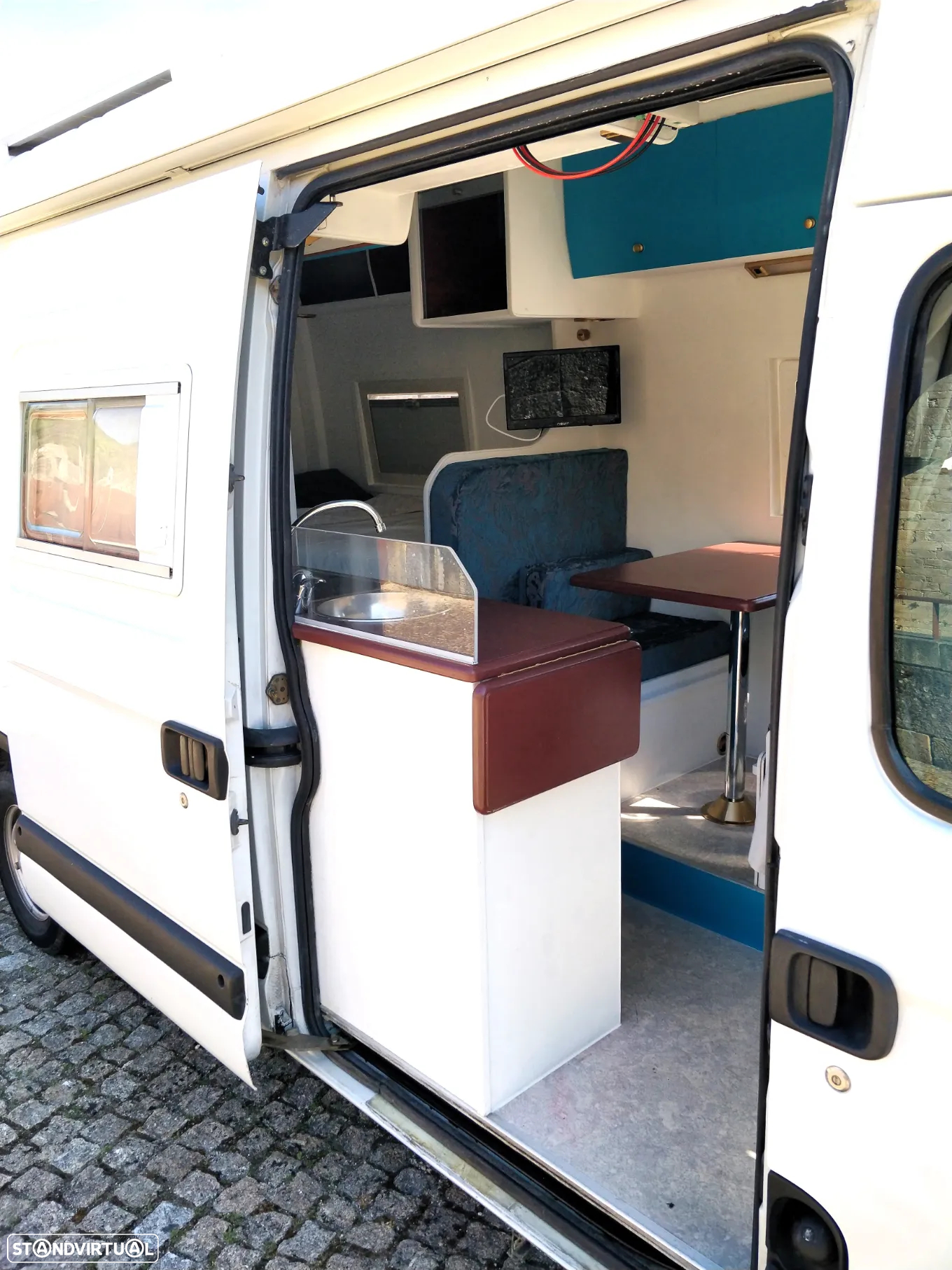 Renault Master 2.5 80cv - 6 Lugares Full Equipped 100% OffGrid - 5