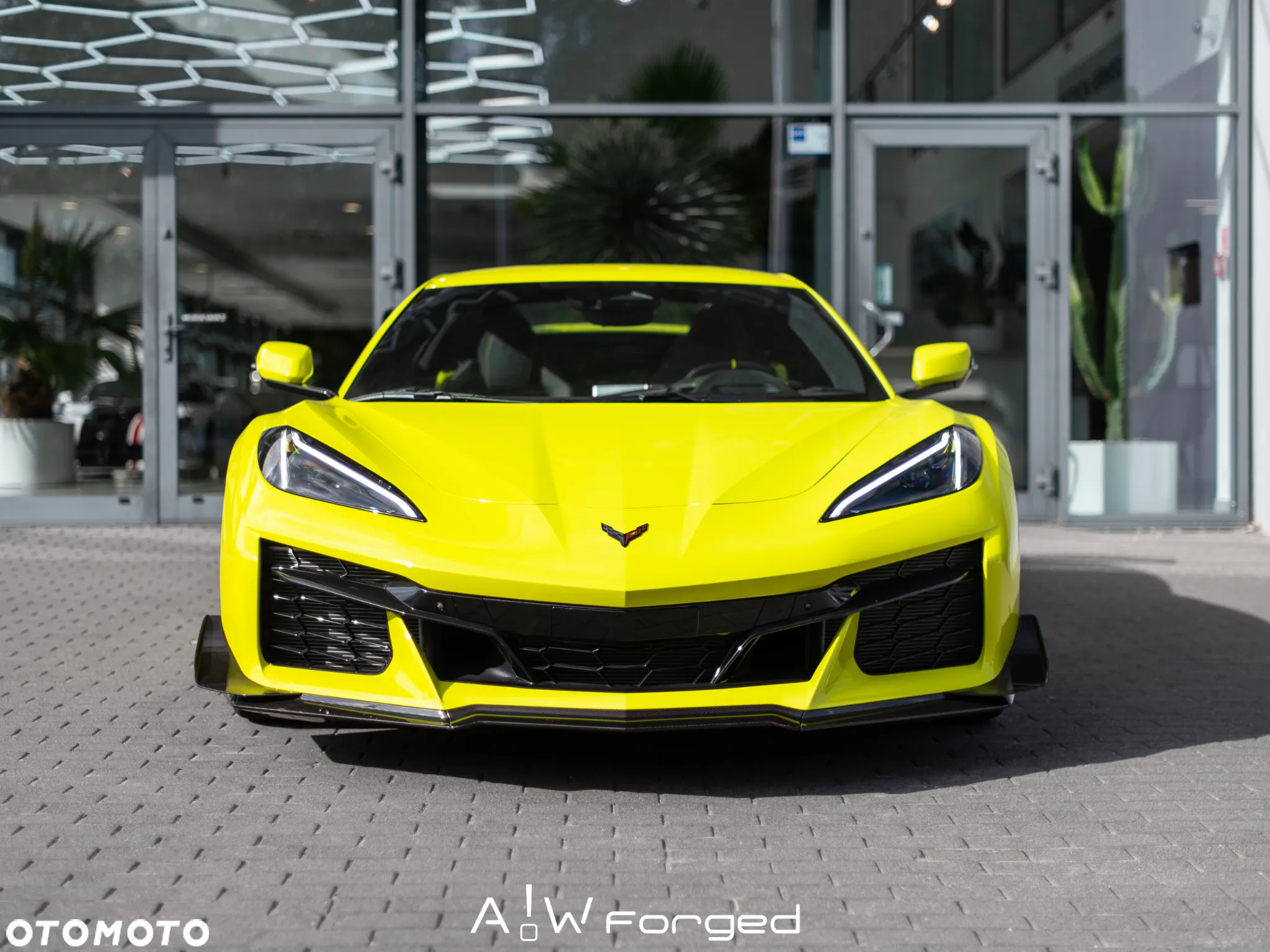 Chevrolet Corvette - 3