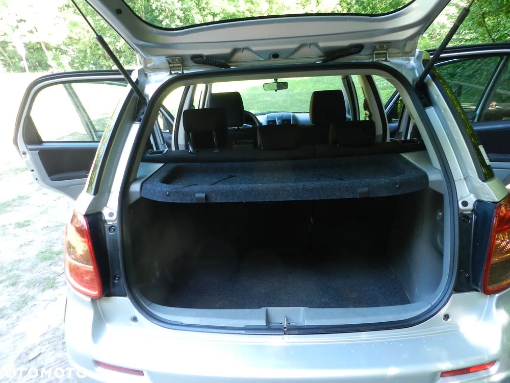 Suzuki SX4 Classic 1.6 VVT 4x2 Style - 15