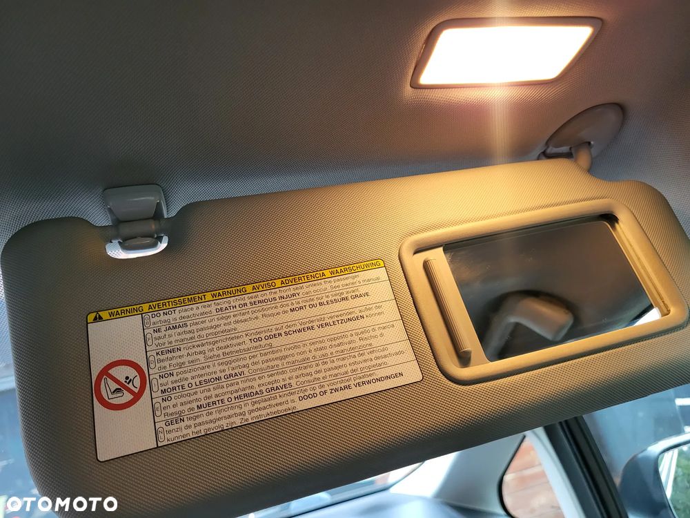 Toyota Auris 1.6 Edition - 32