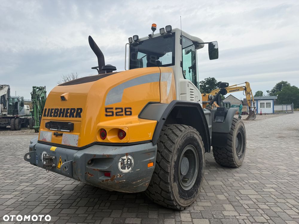 Liebherr L526 - 12