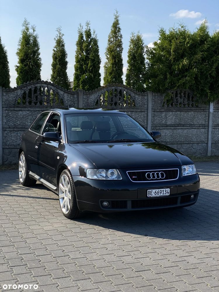 Audi S3 - 1