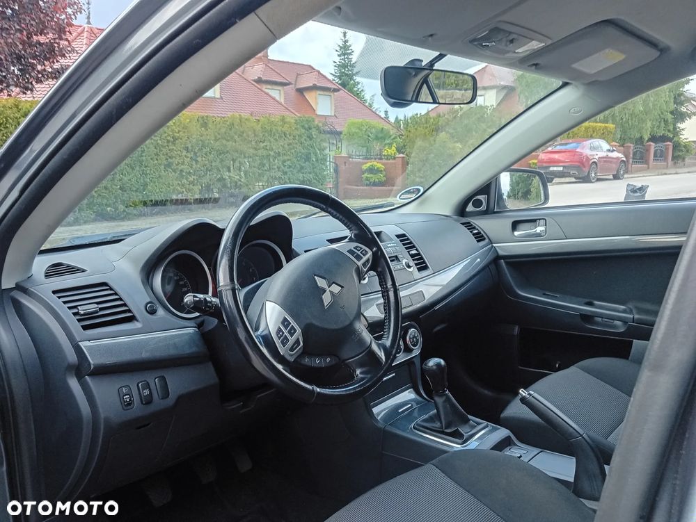 Mitsubishi Lancer 1.8 Intense - 7