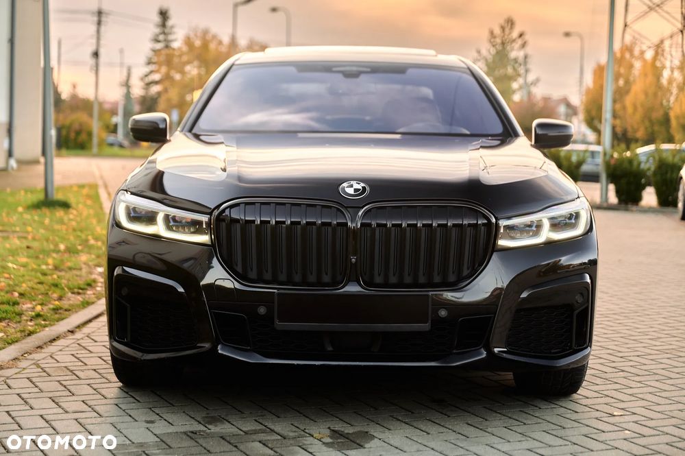 BMW Seria 7 740d xDrive mHEV sport - 17