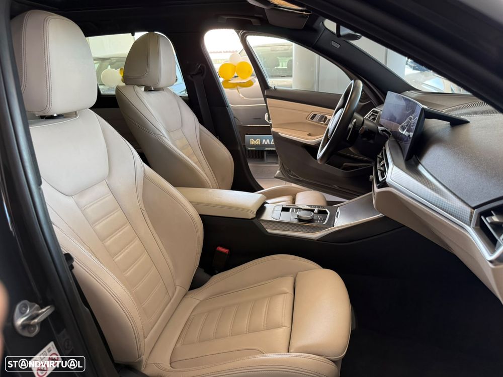 BMW 320 d Pack Desportivo M Auto - 44