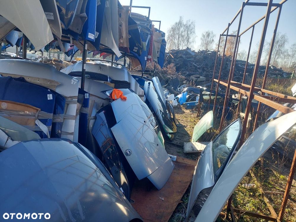 KOMPLETNY PRZÓD MASKA ZDERZAK BŁOTNIKI LAMPY FIAT PUNTO II 804/A - 19