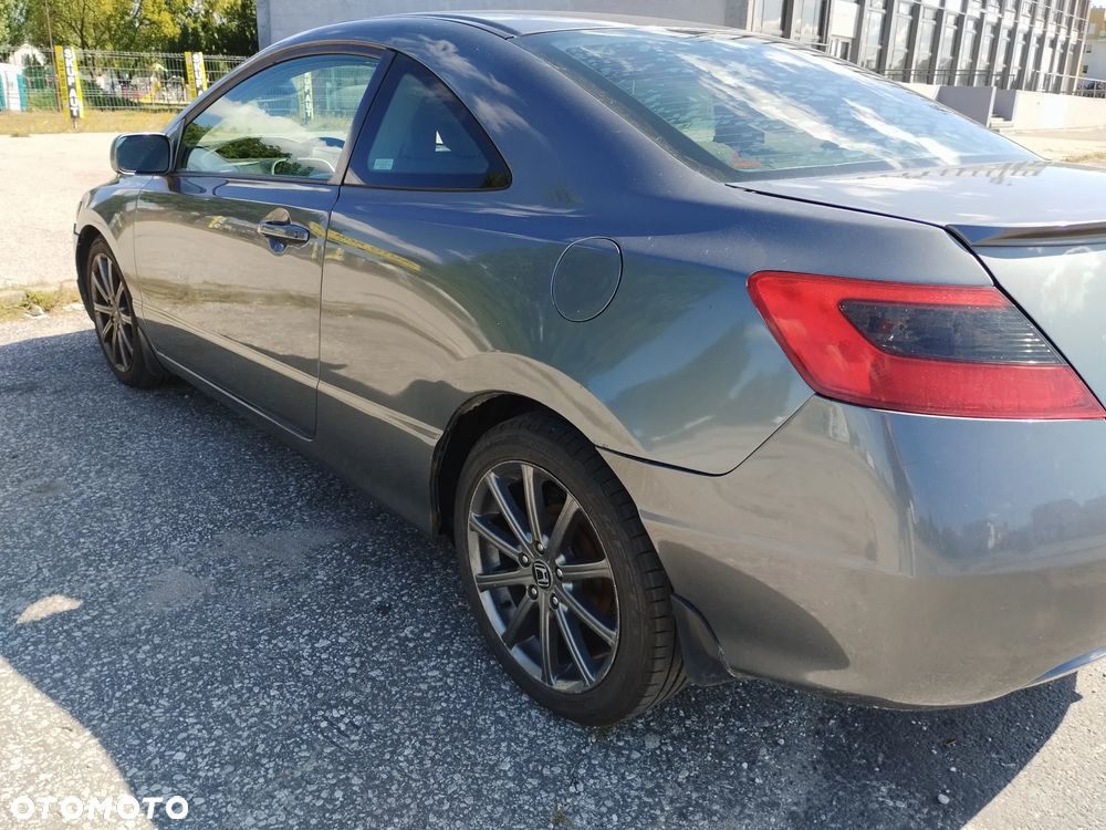 Honda Civic - 10
