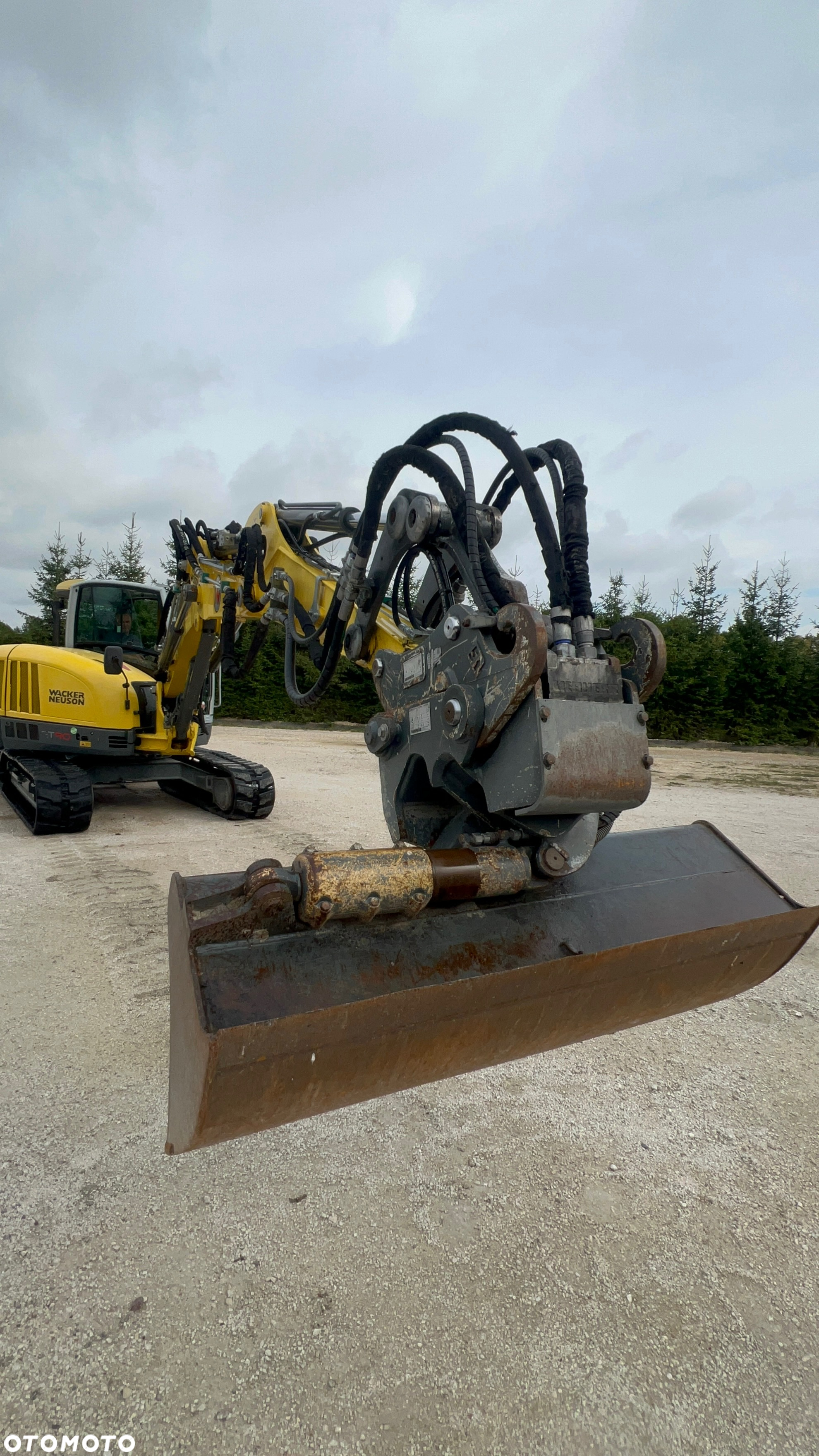 Wacker Neuson Koparka gąsienicowa 3xRAMIE łamane Wacker Neuson Et 90 KLIMA Deutz hydrozłącze hydrauliczne Liebherr SW33 LIKUFIX SWA33 + pilot auto hydrauliki 3 x łyżki org Liebherr 9 ton ET90 gumowe gasiennice 1 wł Cat 308 Jcb Yanmar atlas TEREX Liebherr złącze - 4