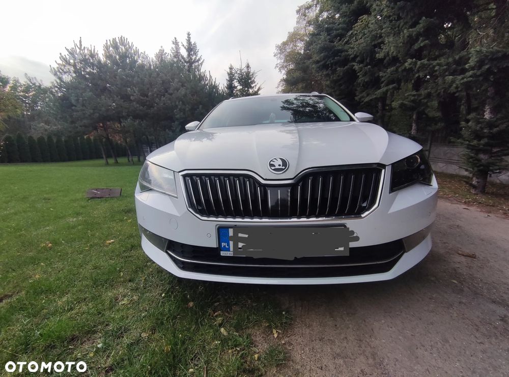 Skoda Superb 2.0 TDI Ambition - 1