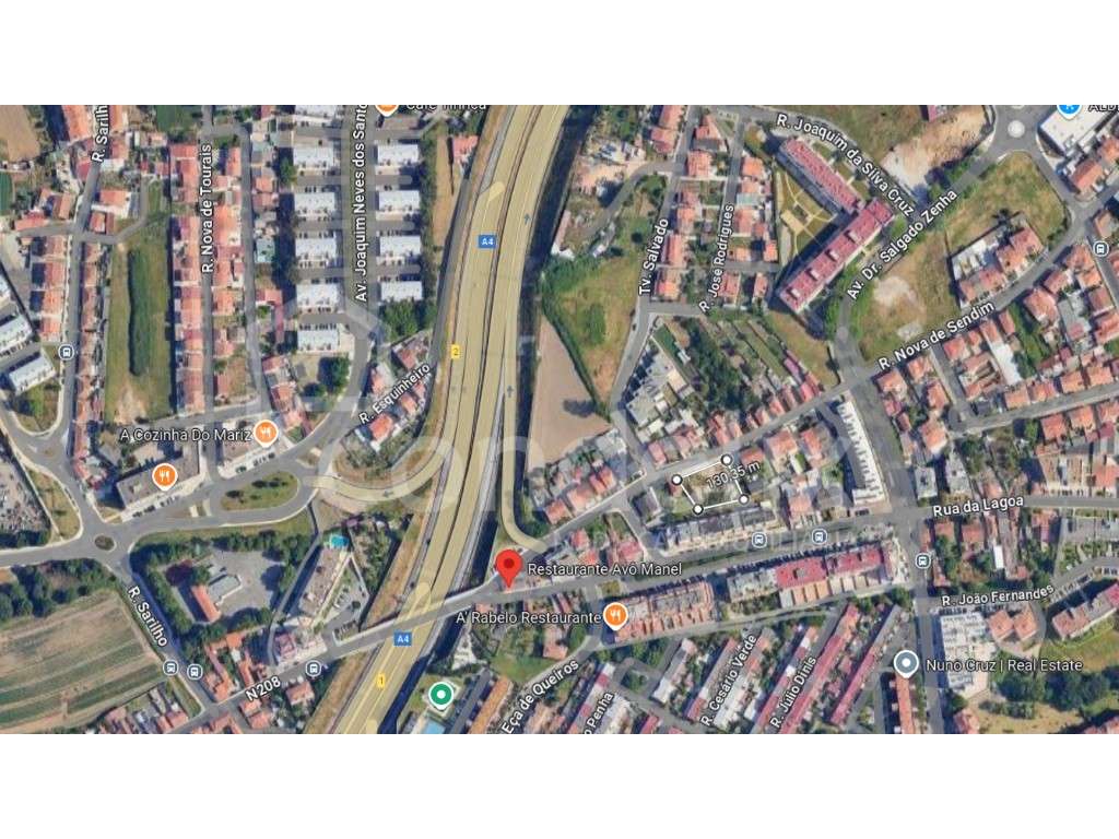 Lote de terreno com projetos aprovados para 5 moradias - Grande imagem: 2/4