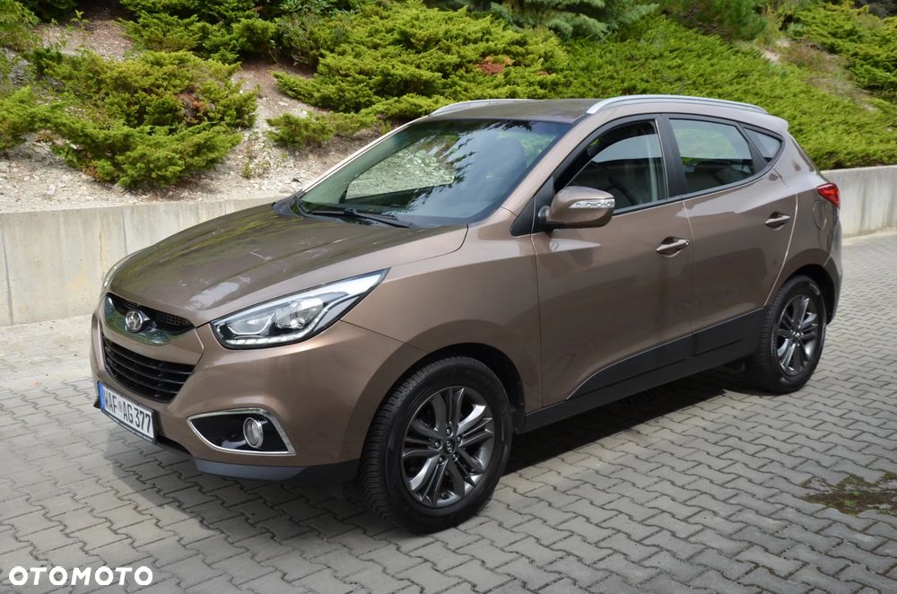 Hyundai ix35 2.0 CRDi 4WD Automatik Fifa World Cup Gold Edition - 6