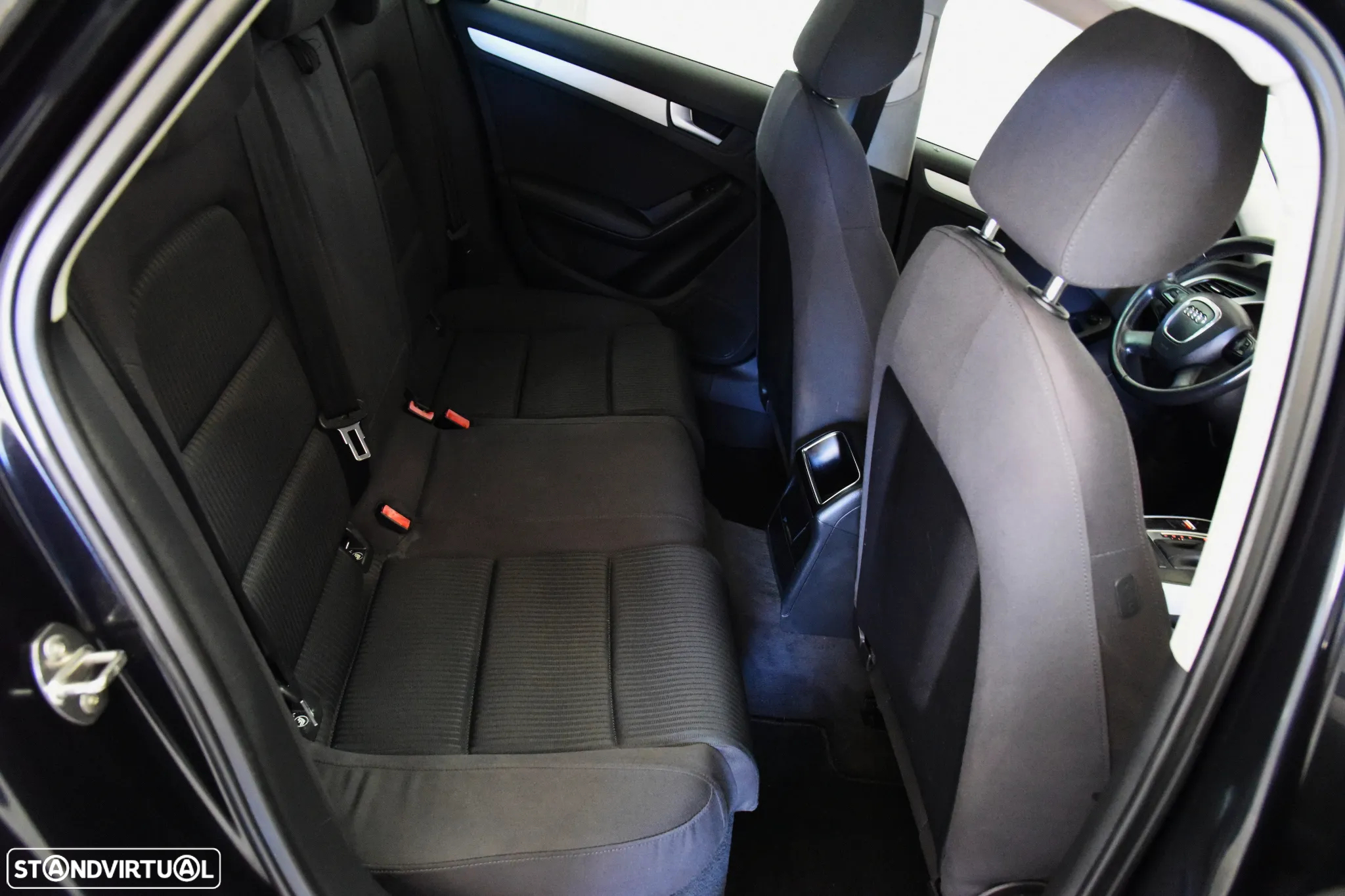 Audi A4 Avant 2.0 TDI multitronic - 15