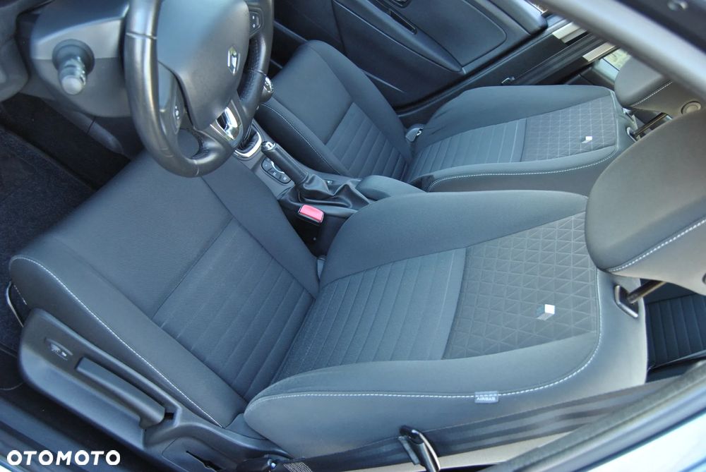 Renault Megane 1.6 16V Limited - 10