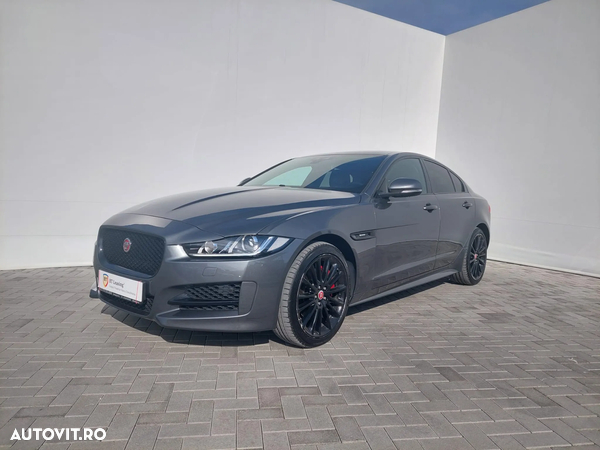 Jaguar XE