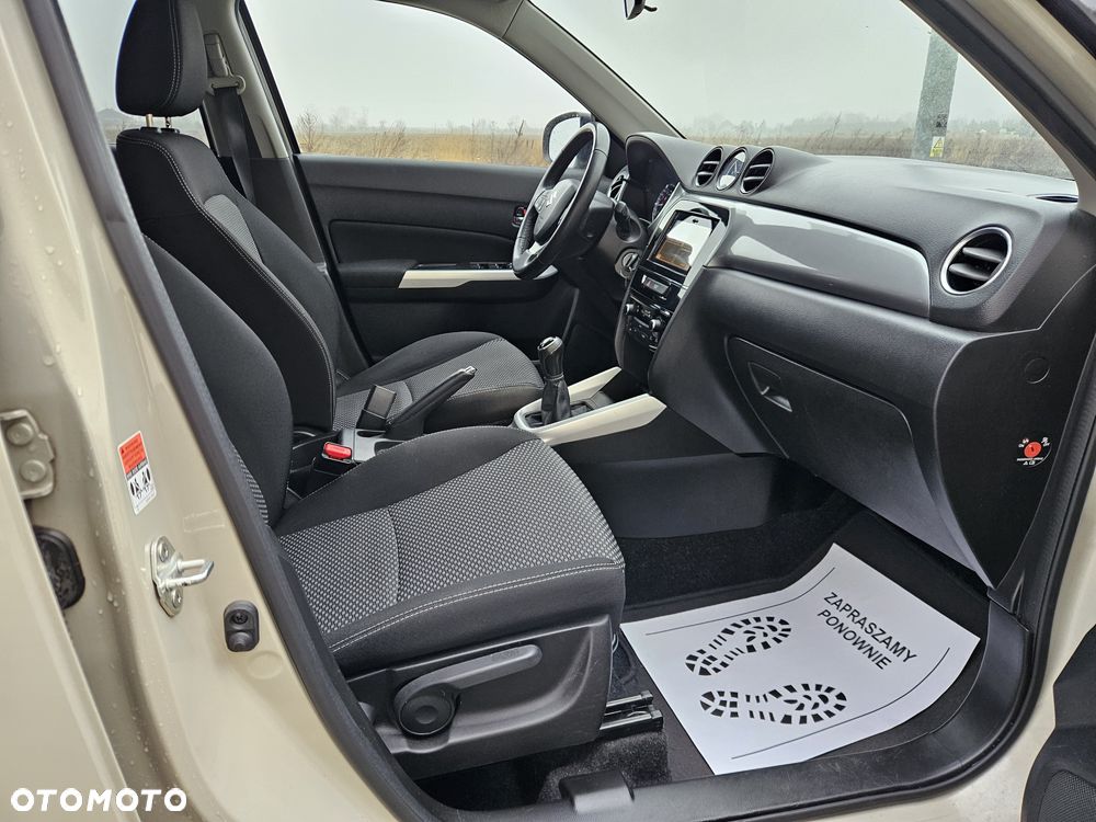 Suzuki Vitara 1.6 Premium 2WD - 18