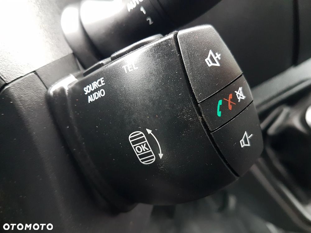 Renault MASTER KONTENER 8EP 4,22x2,24x2,24 KLIMA KRAJOWY MANUAL  6-BIEGÓW DMC 3500KG FAKTURA VAT 23% - 25