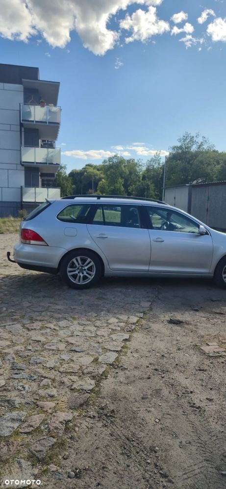 Volkswagen Golf - 5