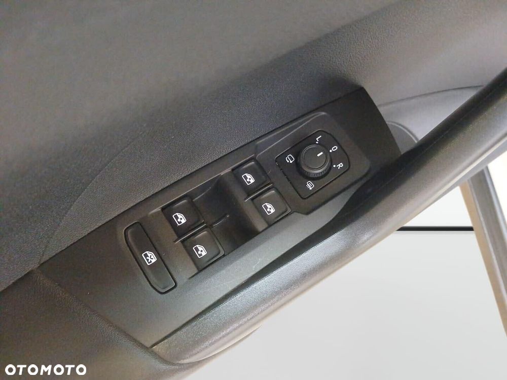 Volkswagen T-Cross 1.0 TSI Life - 26